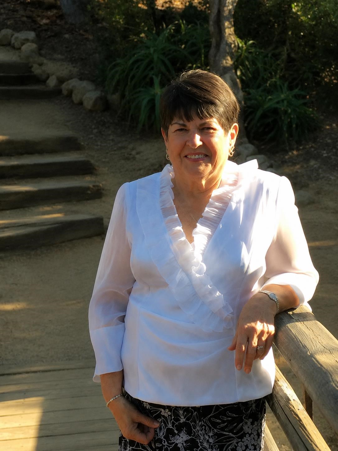 Obituary of Jeanette Van Dyke