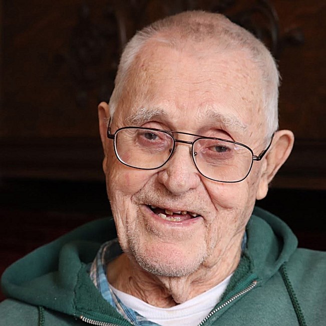 Avis de décès de Howard G Starnes