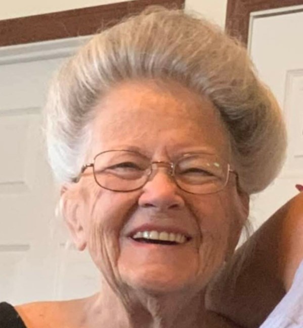 Obituary of Beverly Davis