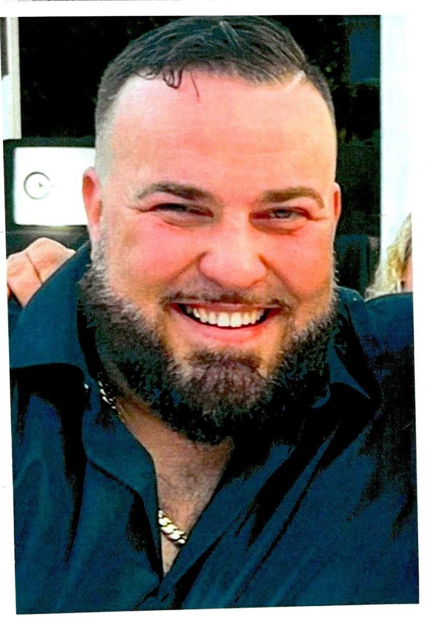 Obituary of Christopher Nicholas Diveris