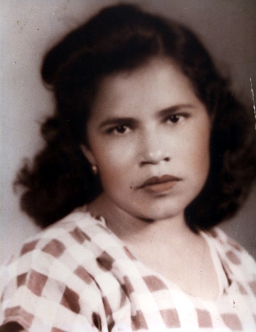 Obituary of Guillermina V Leal