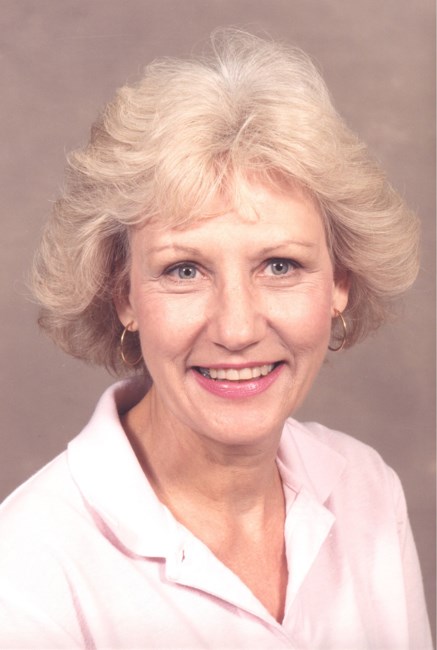 Obituary of Rose Marie Lindsay