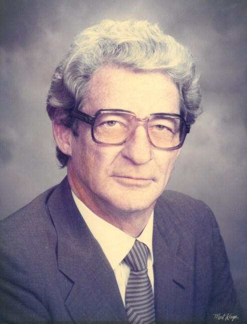 Obituary of Harry Stratton Hamilton