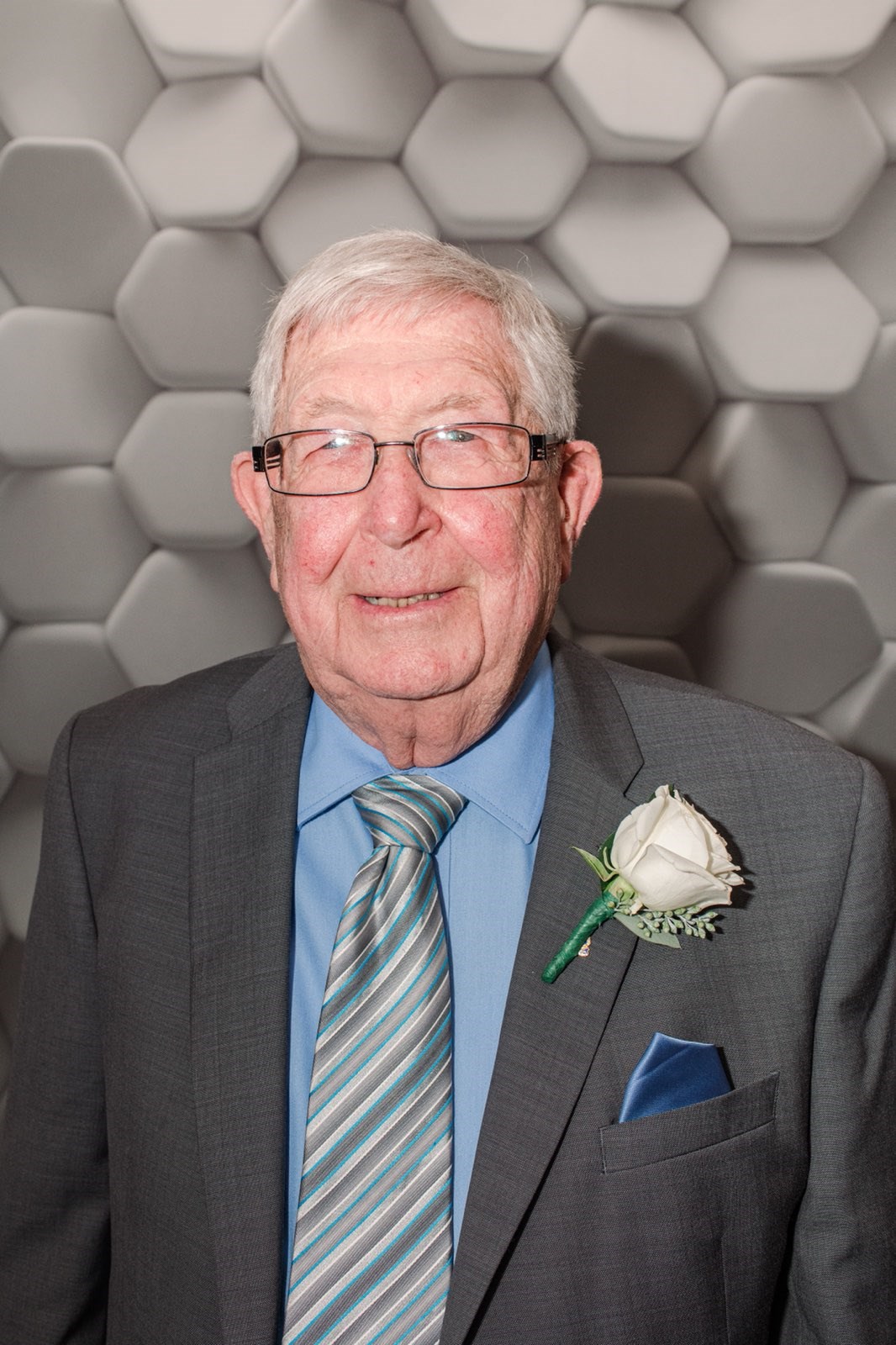 Obituary of Douglas Earle Bowerman