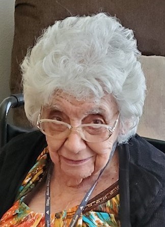 Obituary of Faye Macchia