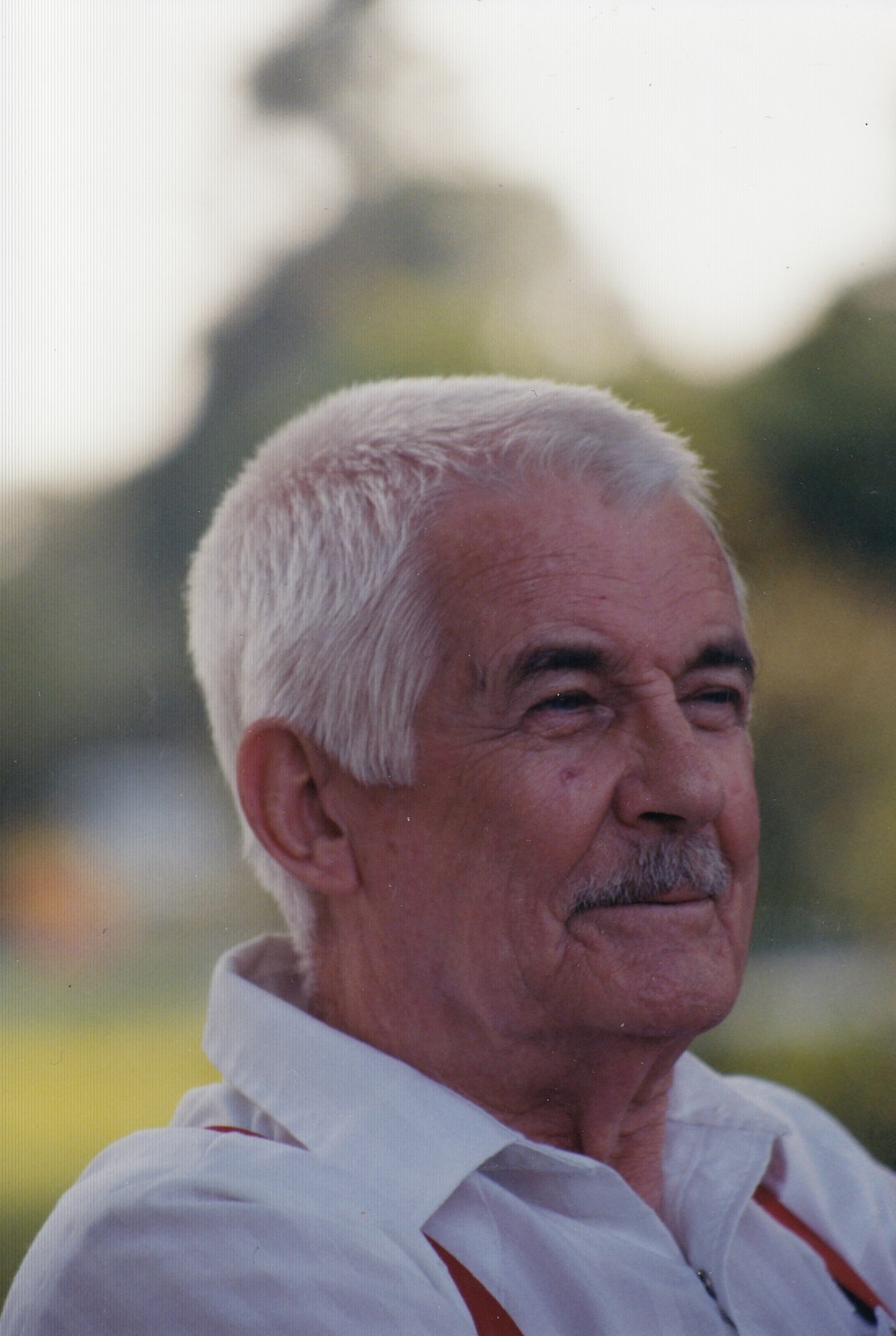 Obituary of Earl D. Casey