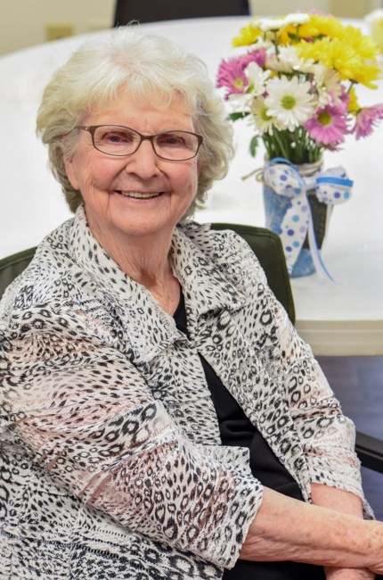 Obituary of Carolyn T Sox