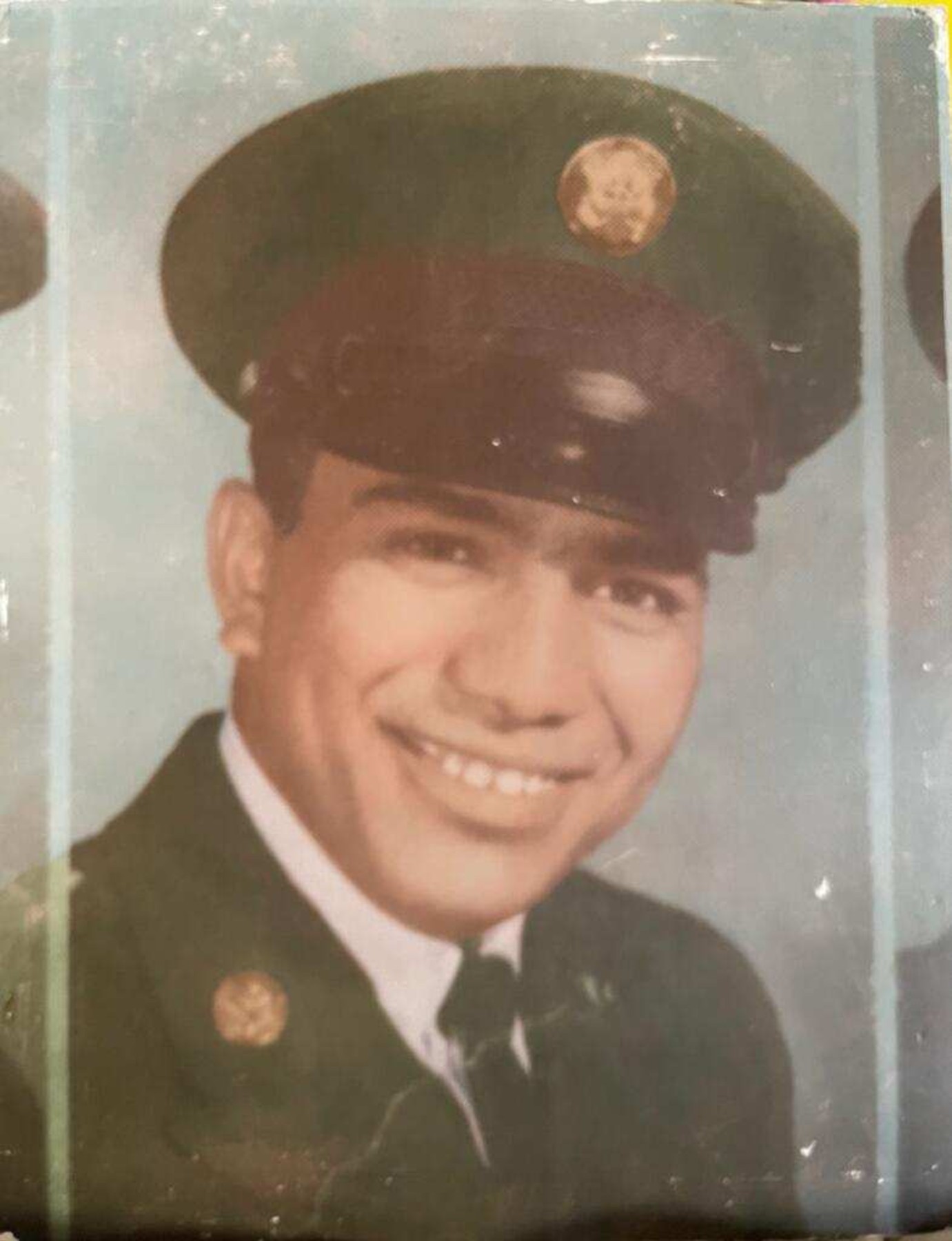 Obituary of Luis Garza Torrez