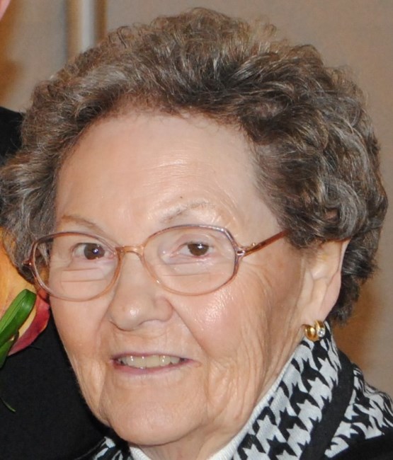 Obituario de Ann M. Laymon