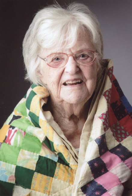 Avis de décès de Pernie Elizabeth Legg