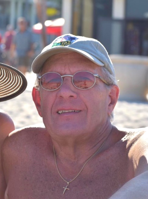 Obituario de Wayne Lewis Holmes