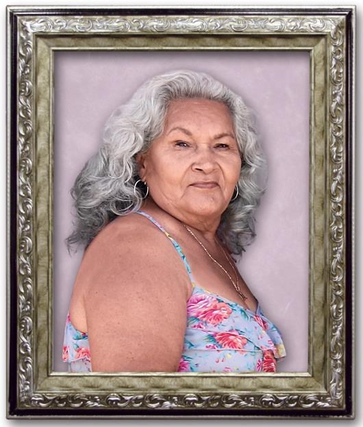 Obituary of Maria Elena Reyes