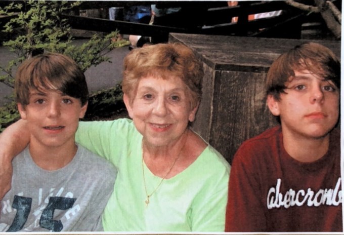 Obituary of Sylvia Gail Weis