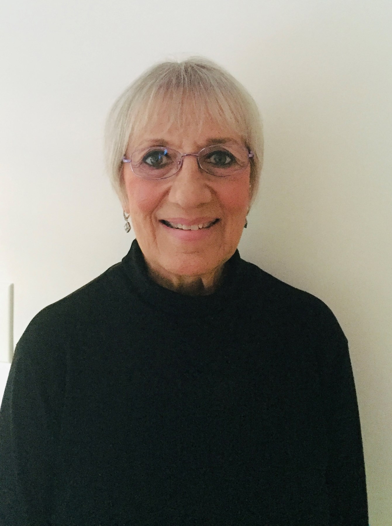 Obituary of Lorraine Lawrence