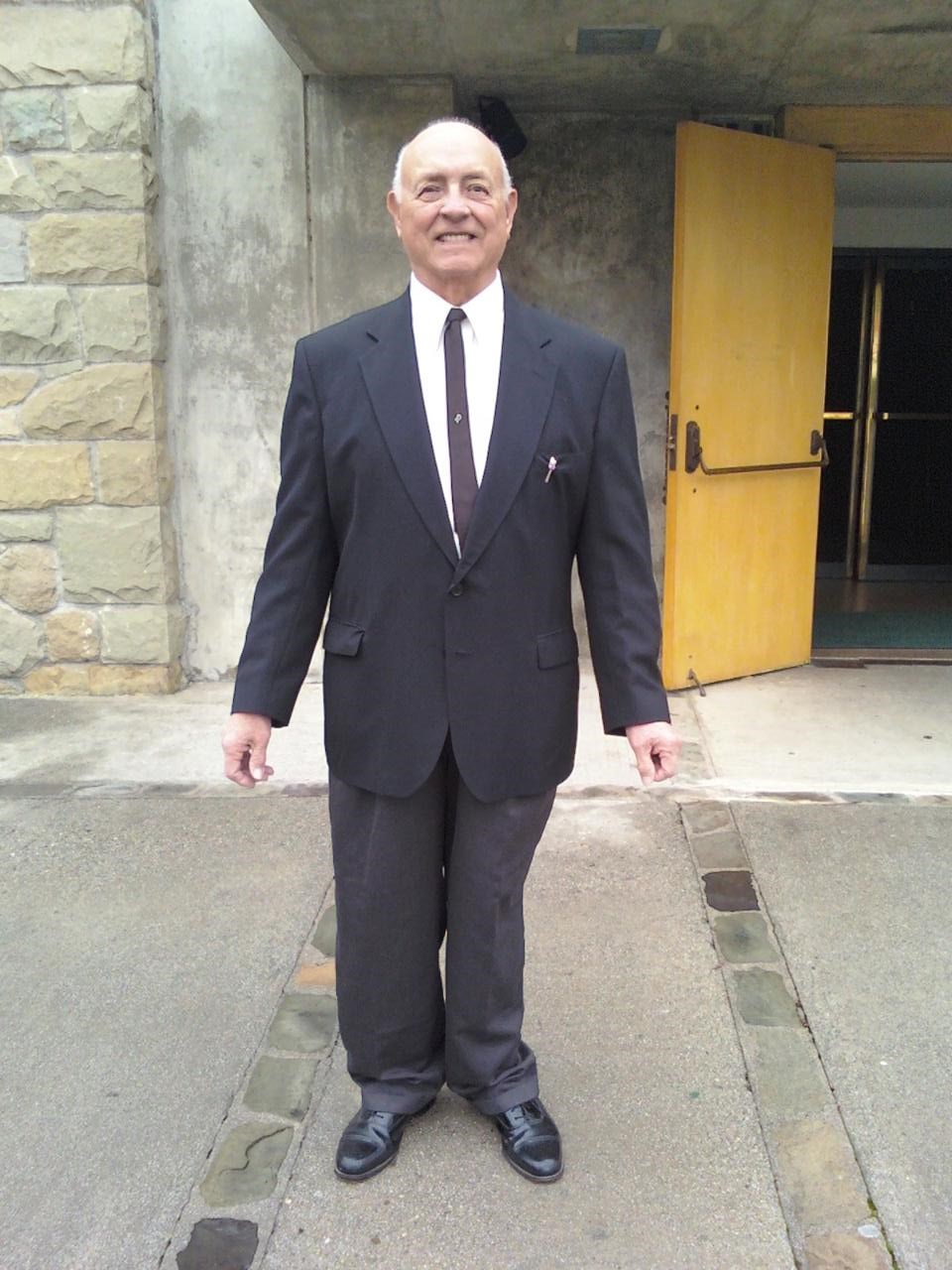 Obituary of William Frescas Pettit Jr.