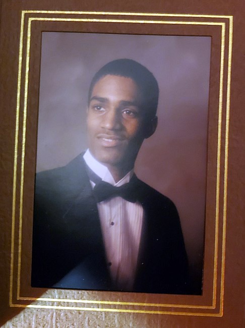 obituary image