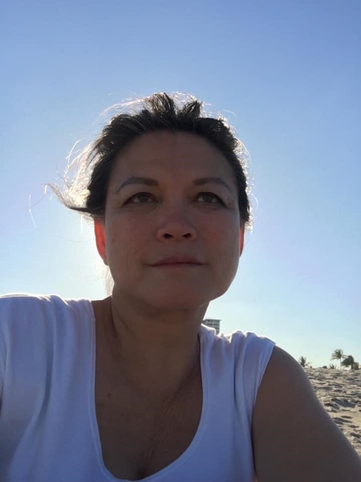 Obituary of Gina-Fe Villareal McWilliams