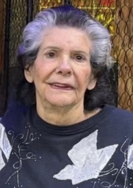 Obituary of Charlotte "Renee" Benoit
