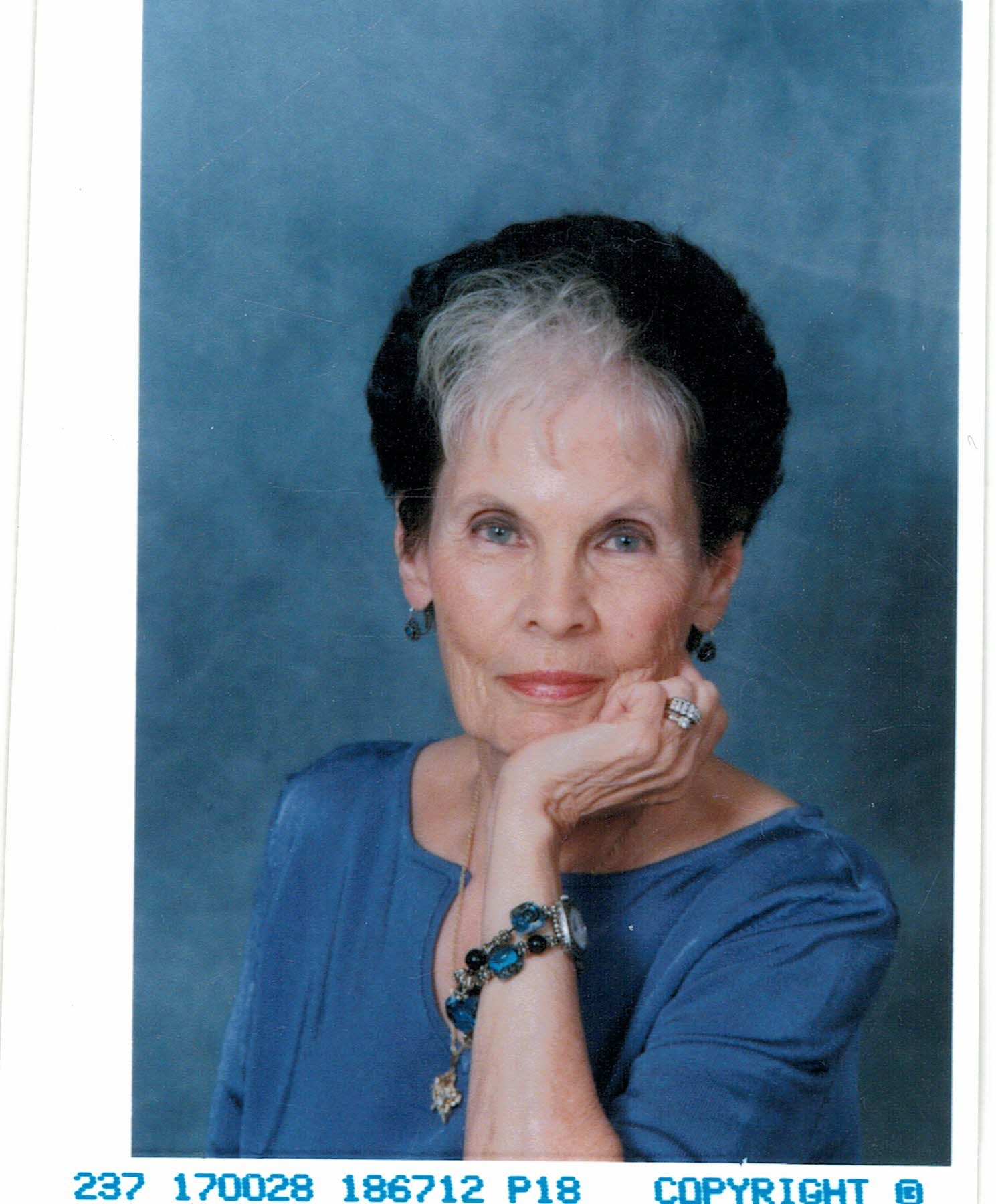 Obituary of Renee Ona Vay Scroggins