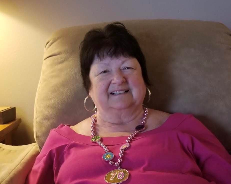 Obituario de Janet Elaine Dover