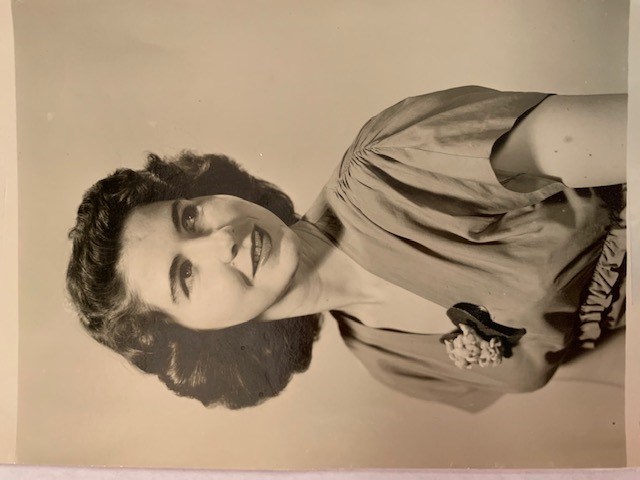 Obituary of Mary Nell Hay