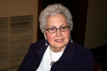 Obituary of Lois R. Vredeveld Van Straten