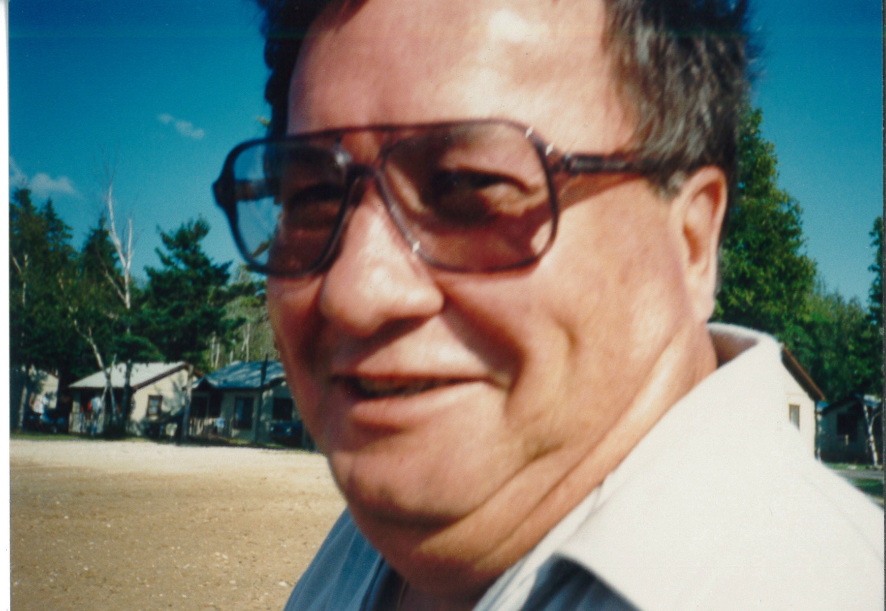 Obituary of John "Sandy" Lewis Jr.