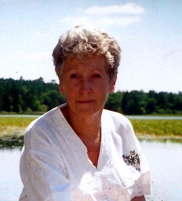 Obituary of Darlene Grace Hennessy