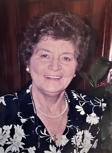 Obituary of Efrossini Mentzelopoulos