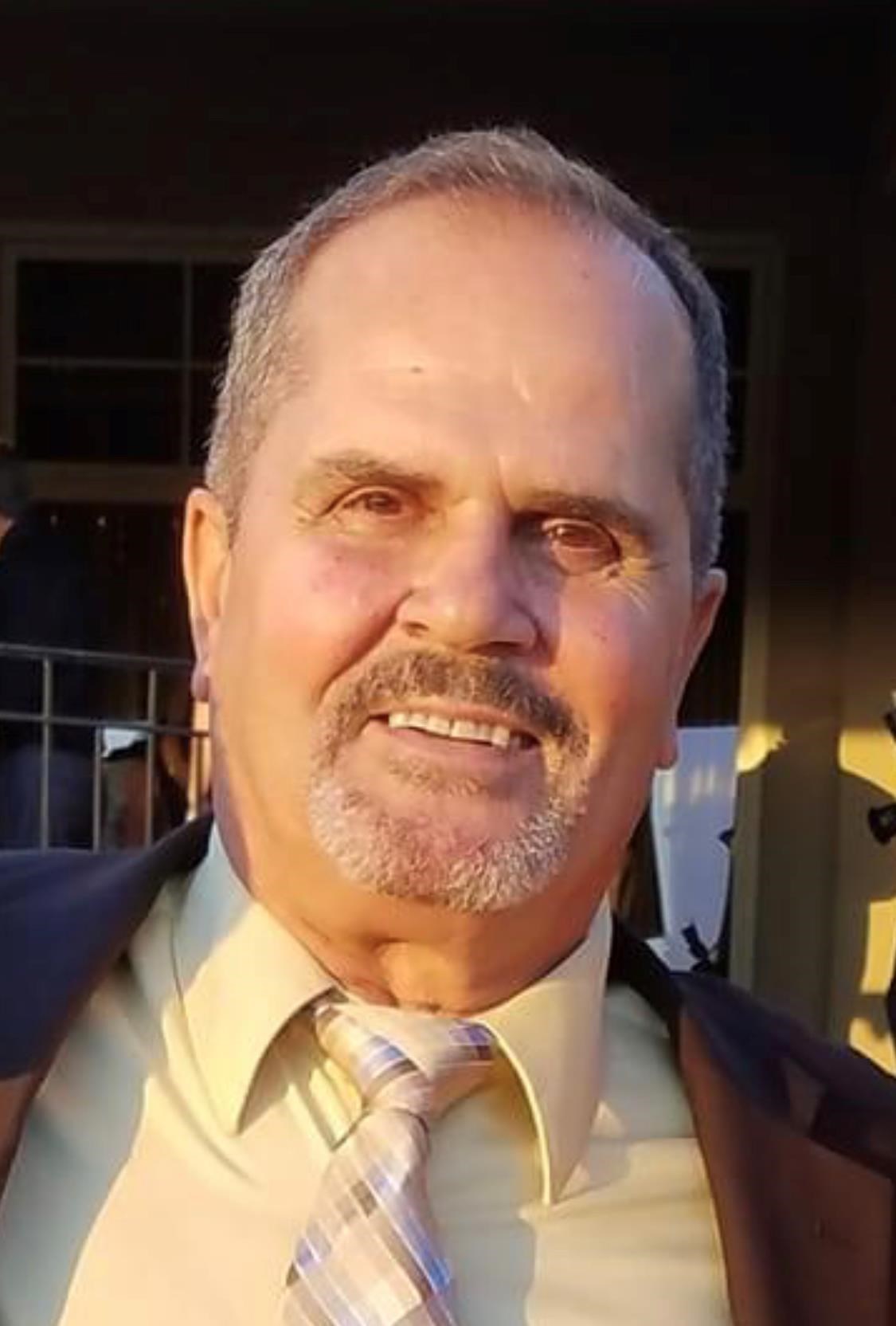 Obituary of George Hlapatsos