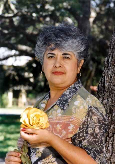 Obituary of Gloria V. Diaz