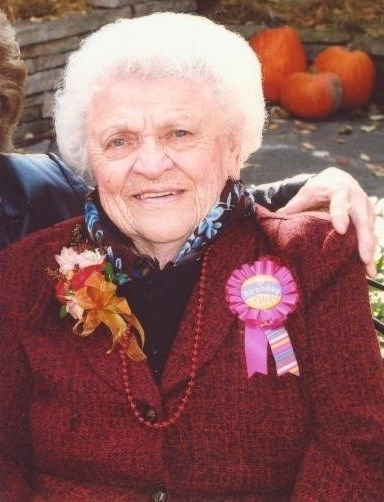 Avis de décès de Violet S. Petrasik Thaemert