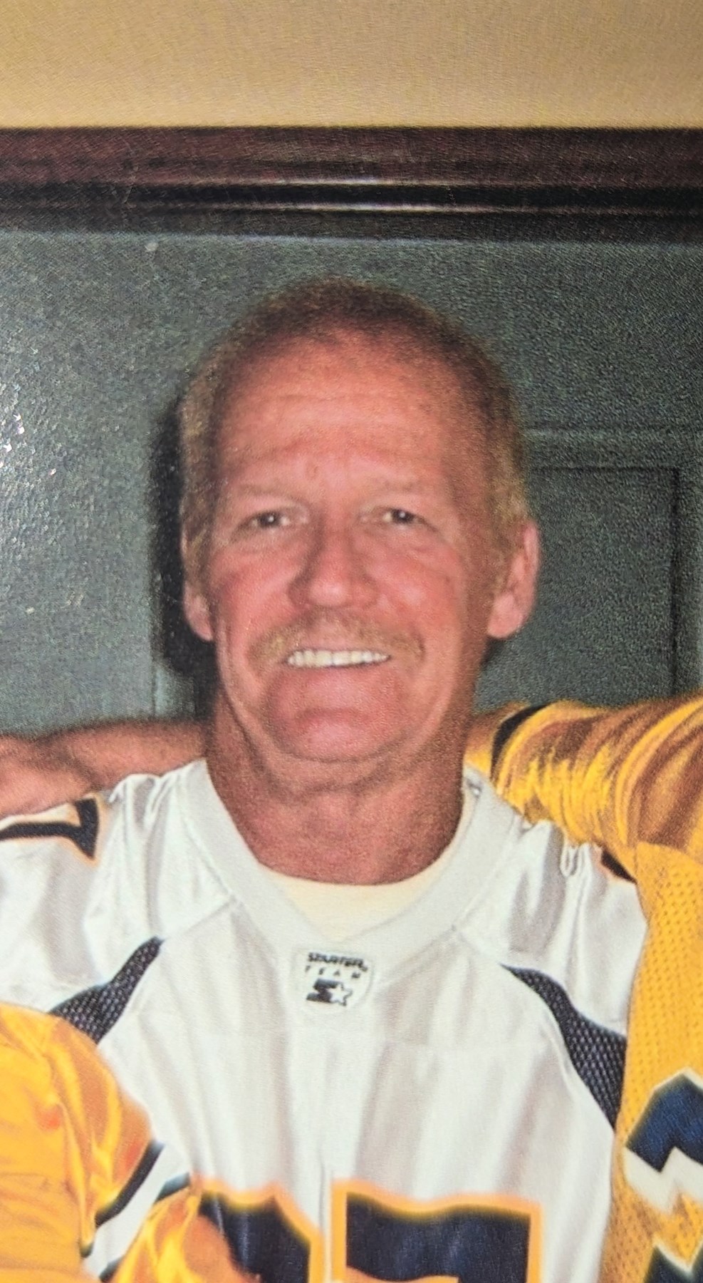 Obituary of Dennis Russell Parvin