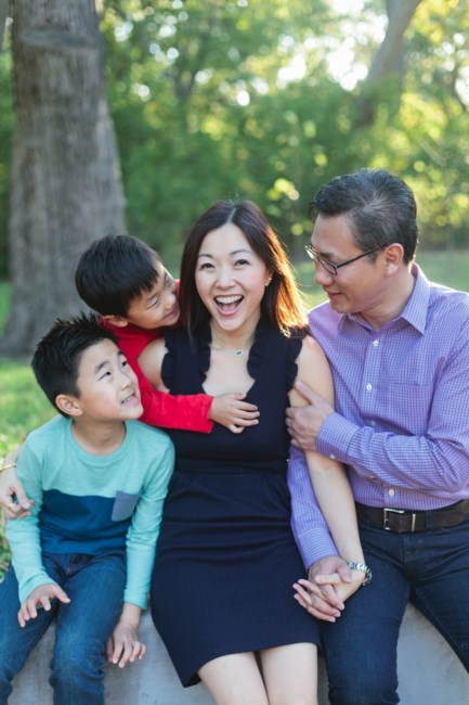 Obituary of Mrs. Munhui Yi