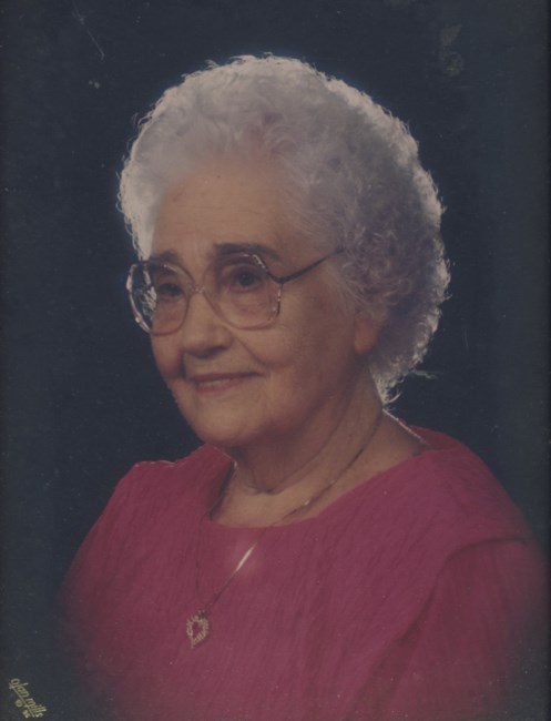 Obituario de Joyce E. Adams