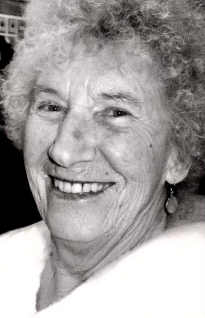 Obituary of Barbara (nee Clarkson) McGibbon