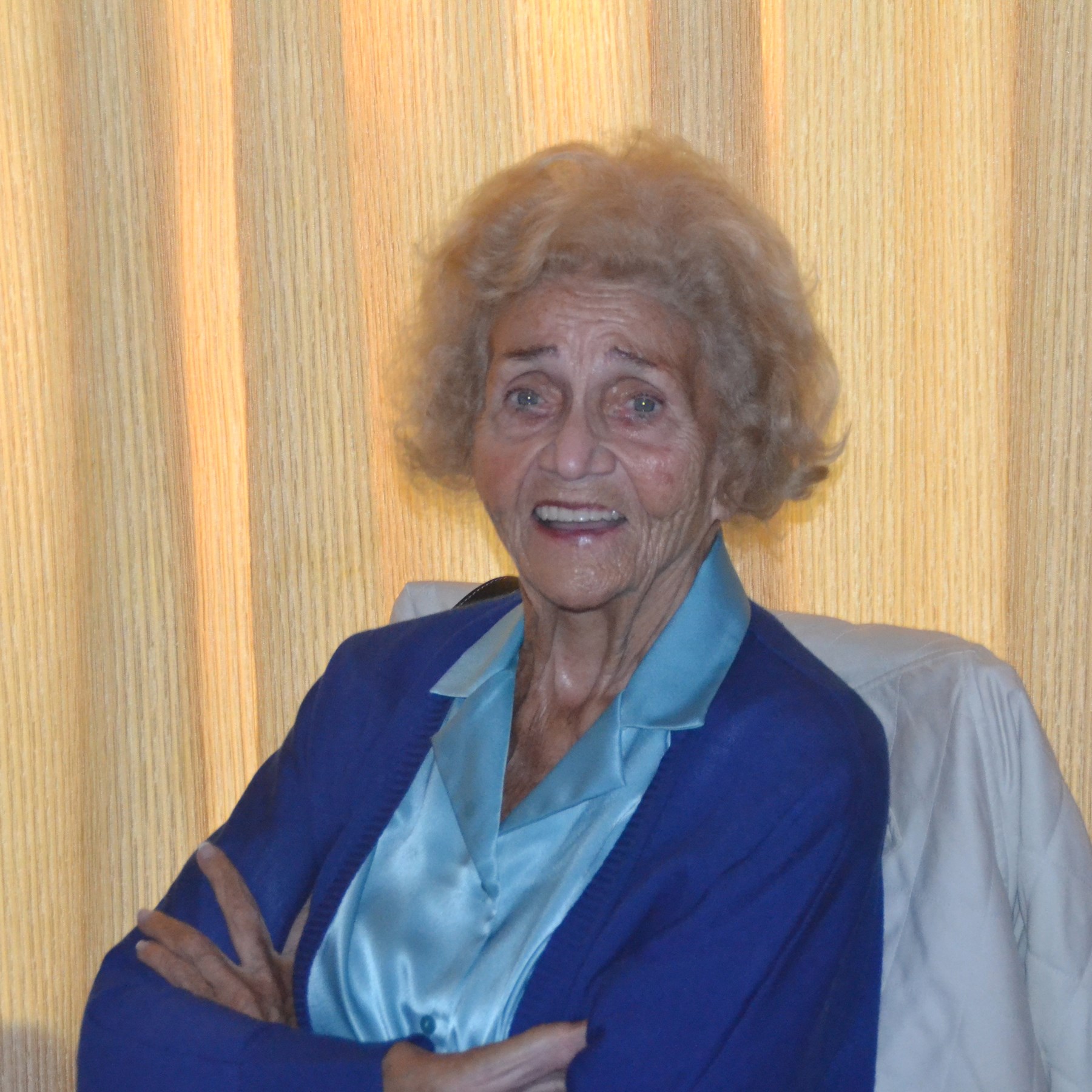 Obituary of Anita Sauveur Curry