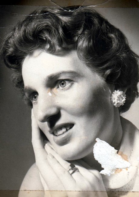 Obituary of Ursula Ruth Pine