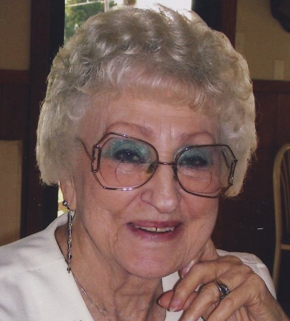 Obituary of Clola Clovis Whitesides