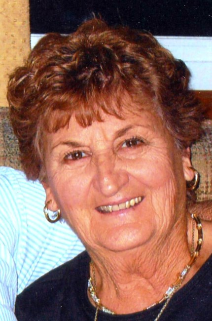 Obituary of Lillian Salis
