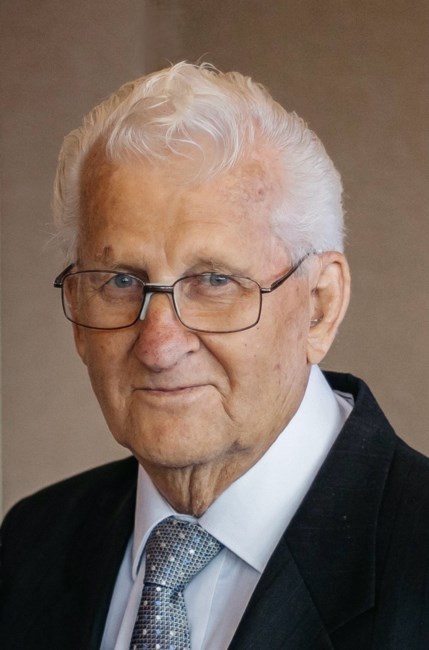 Obituary of Lloyd Carlson