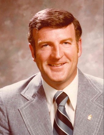 Obituary of Donald Frederick Van Leeuwen