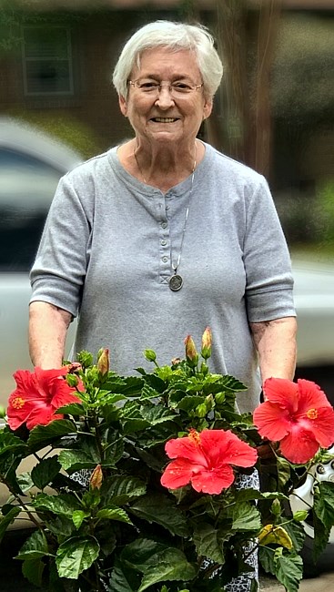 Obituary of Betty Wolfe Mills
