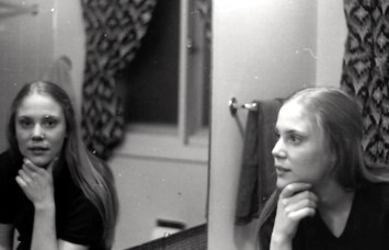 Obituary of Ellen Joan Winfield