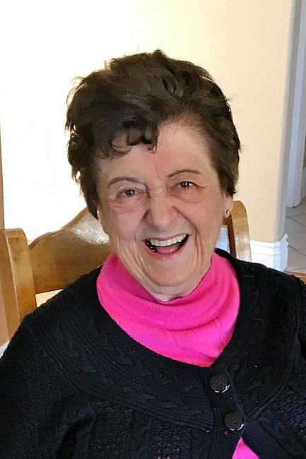 Obituary of Helen Krooskos