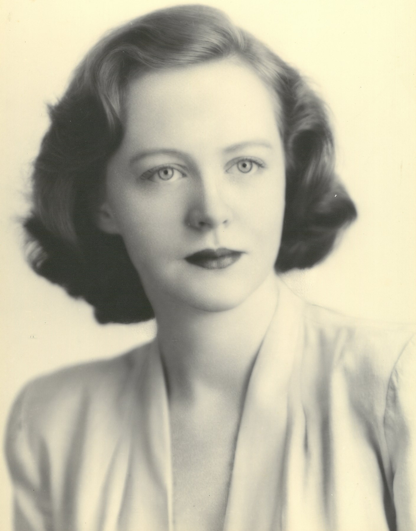 Obituary of Evelyn H. Edwards