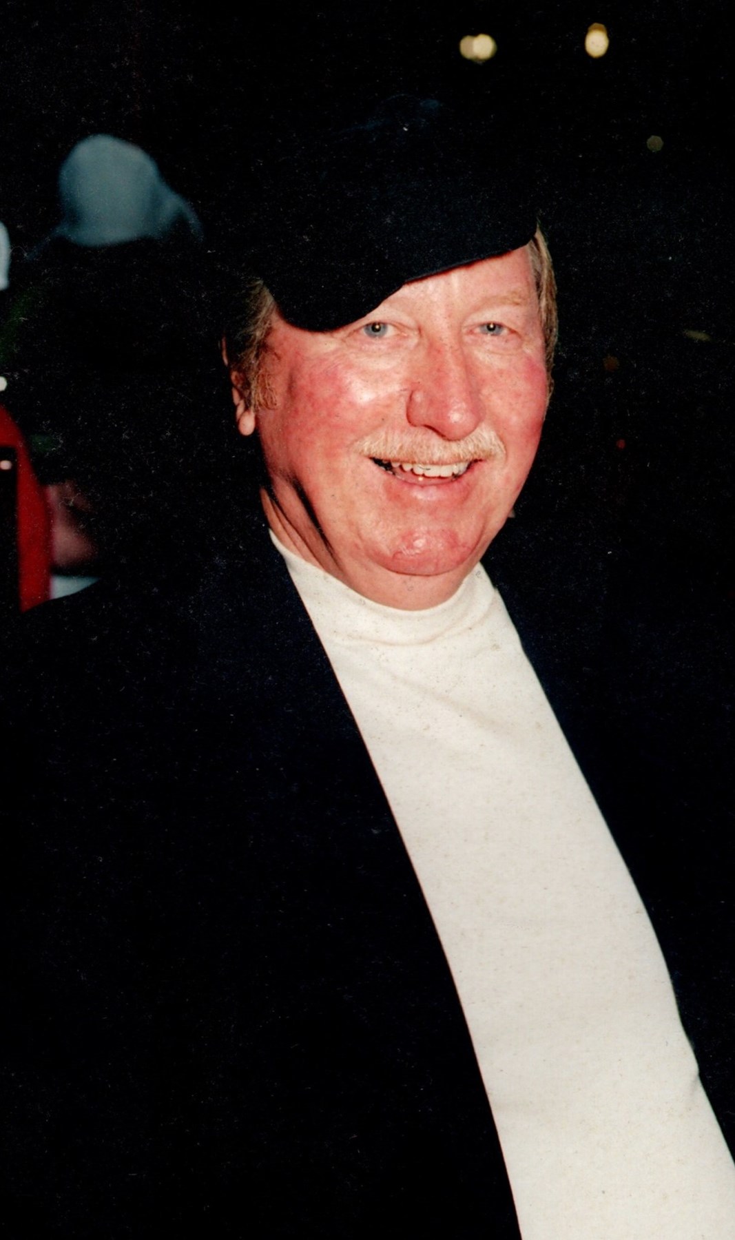 Obituary of Roy Duncan Besszong