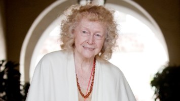 Obituary of Beverly Eugenia Newak