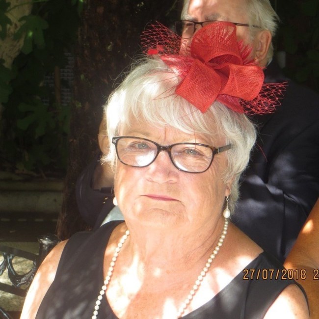 Obituary of Valerie Margaret Ayley Davidge