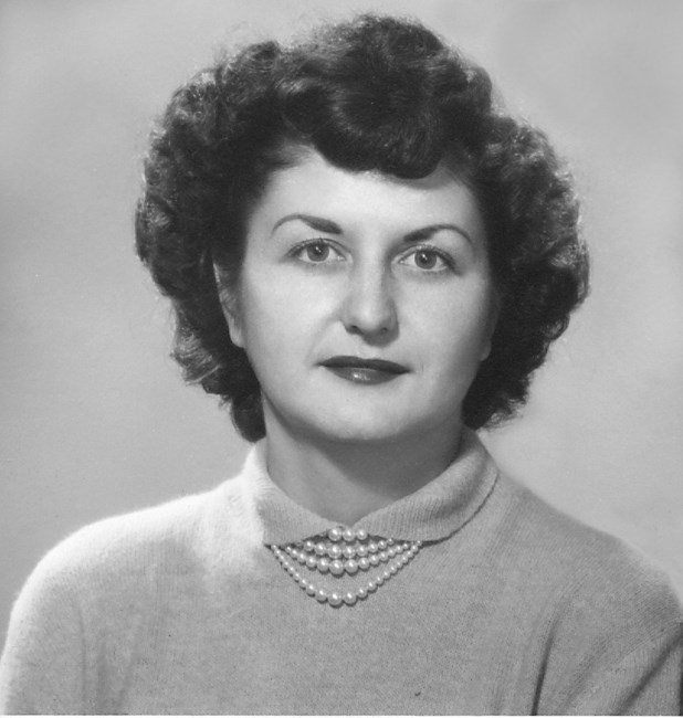 Obituary of Mary Louise Emery Carlton